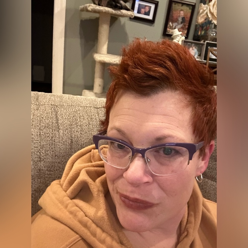 Meet your Posher, Nichole